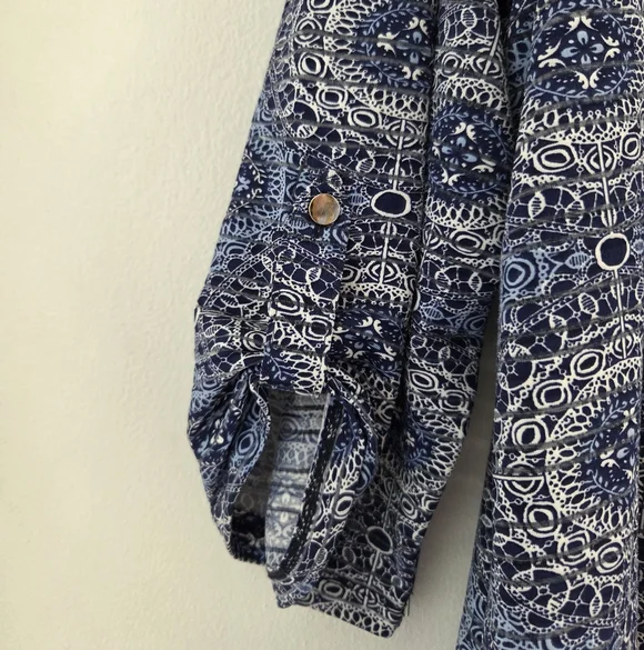 C. D. Daniels Blue Patterned Women's Top - Picture 5 of 5